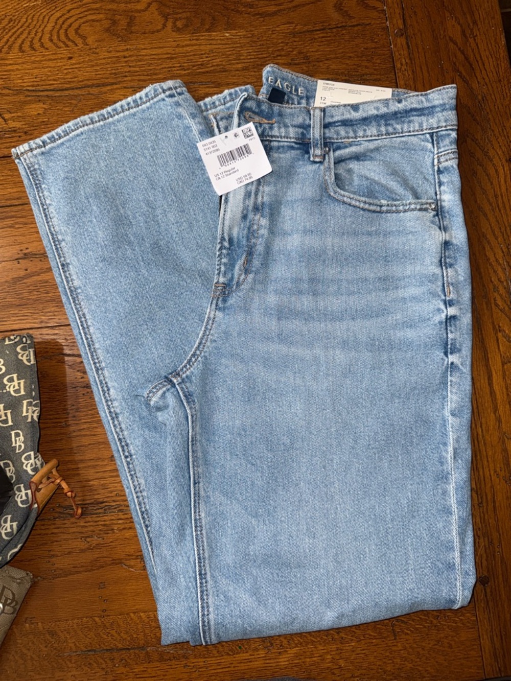 American Eagle Outfitters Women's Straight Leg Jeans - Light Blue